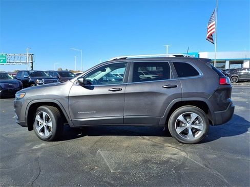 Used 2020 Jeep Cherokee Limited w/ Luxury Group image 33