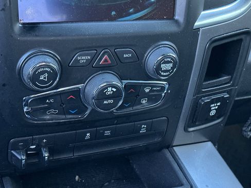 Used 2021 RAM 1500 Classic Warlock w/ Trailer Tow Group image 19