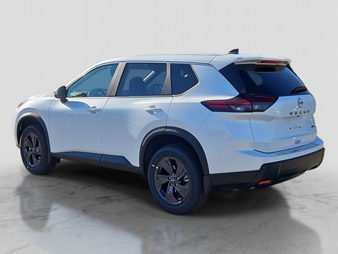 New 2026 Nissan Rogue SV w/ Cold Weather Package AWD/4WD image 5