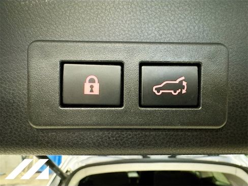 Certified 2023 Subaru Ascent Premium w/ Convenience Package image 27