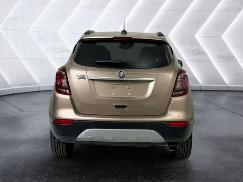 Used 2019 Buick Encore Essence w/ Safety Package II FWD image 5