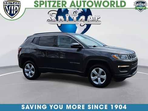Used 2019 Jeep Compass Latitude w/ Cold Weather Group AWD/4WD image 2