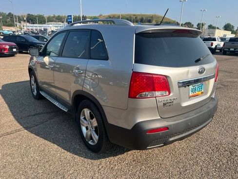 Used 2013 Kia Sorento EX w/ EX V6 Premium Pkg AWD/4WD image 6