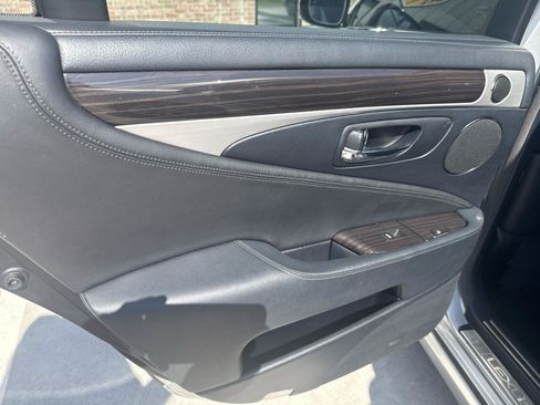 Used 2014 Lexus LS 460 w/ Comfort Package RWD image 45