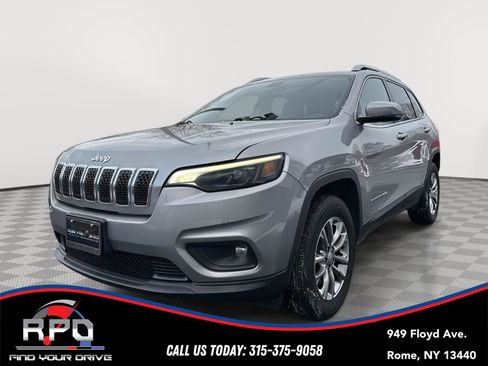 Used 2020 Jeep Cherokee Latitude Plus w/ Cold Weather Group image 1