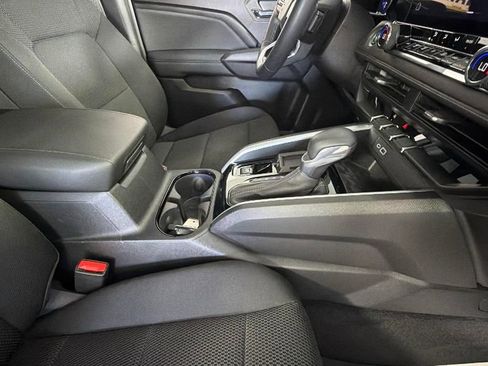 Certified 2024 Chevrolet Colorado LT w/ LT Convenience Package RWD image 36