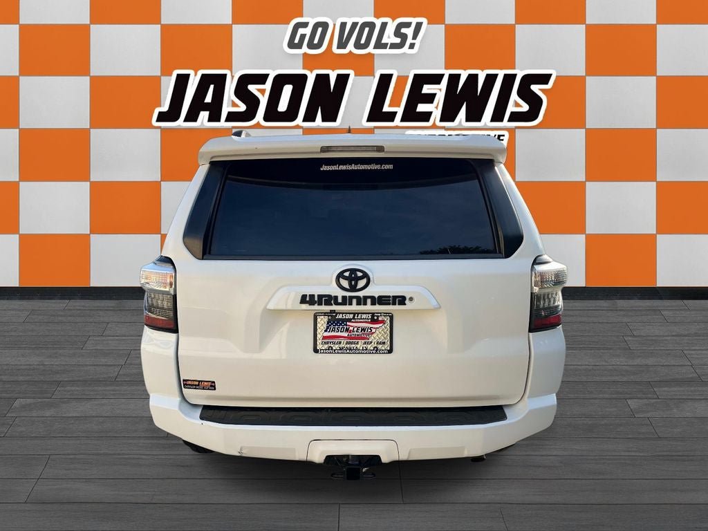 Used 2015 Toyota 4Runner SR5 RWD image 4