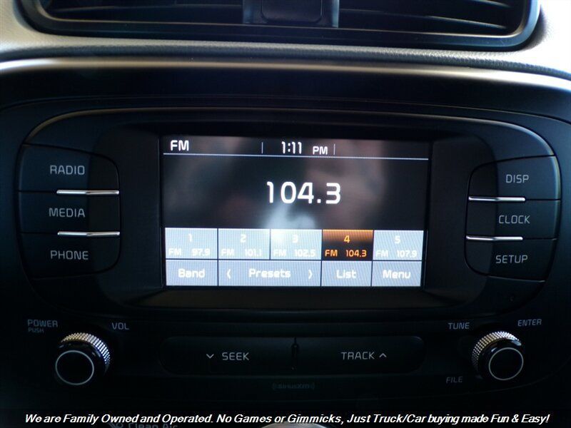 Used 2017 Kia Soul + FWD image 36