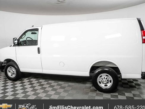 Certified 2025 Chevrolet Express 2500 w/ Driver Convenience Package RWD image 23