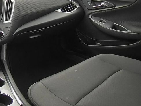 Used 2024 Chevrolet Malibu LT FWD image 25