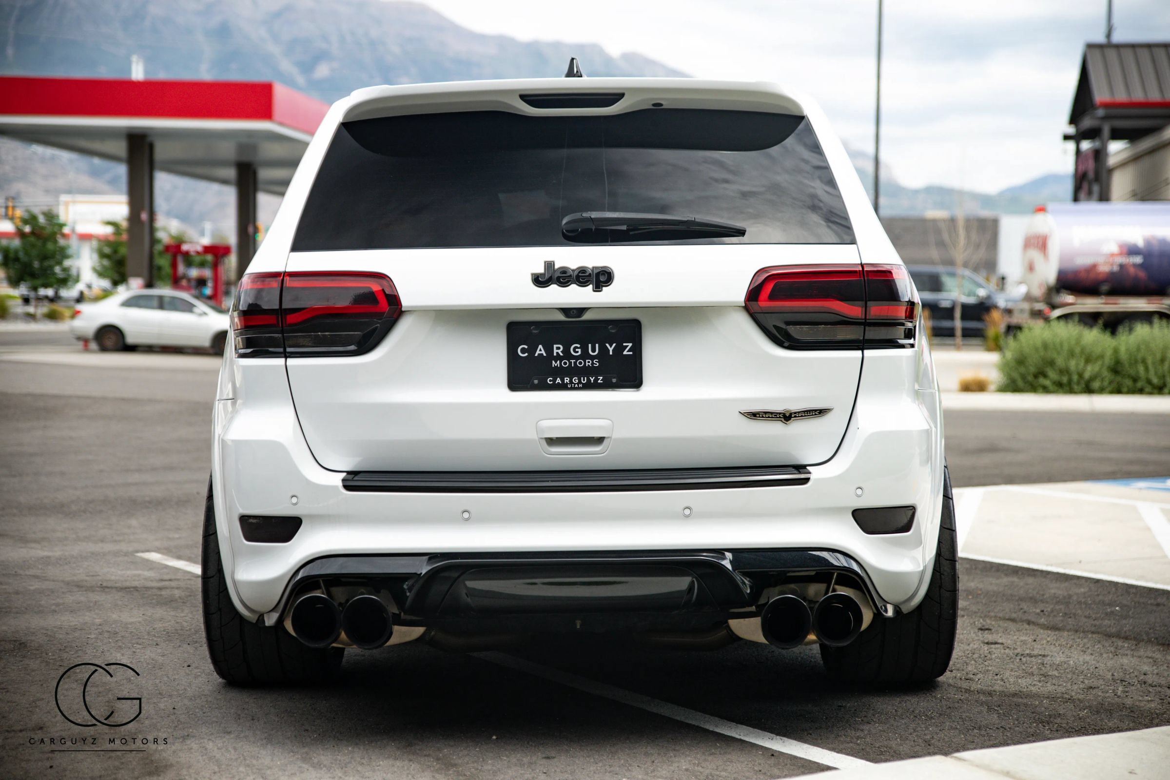Used 2018 Jeep Grand Cherokee Trackhawk w/ Trailer Tow Group IV AWD/4WD image 11