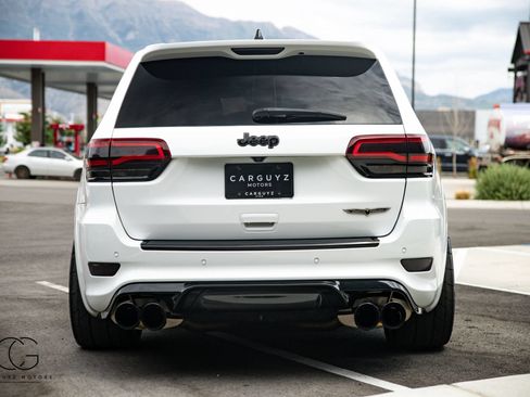 Used 2018 Jeep Grand Cherokee Trackhawk w/ Trailer Tow Group IV AWD/4WD image 11