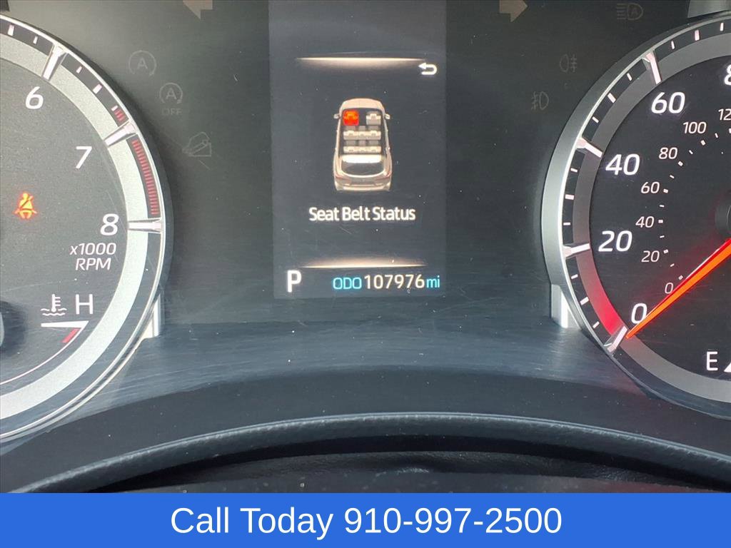 Used 2022 Toyota Highlander L FWD image 29