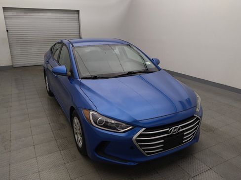 Used 2017 Hyundai Elantra SE FWD image 14