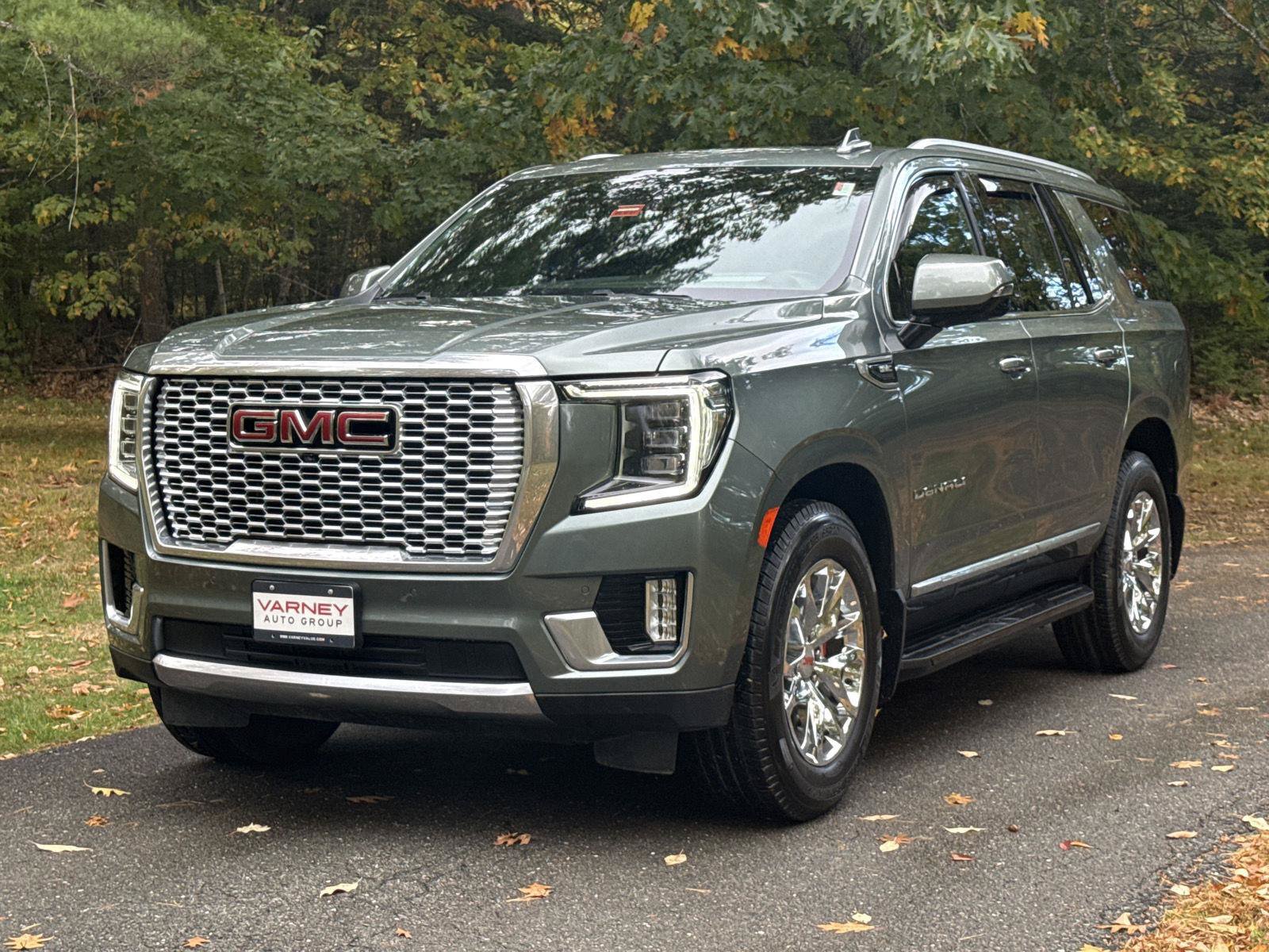 Used 2023 GMC Yukon Denali AWD/4WD image 1
