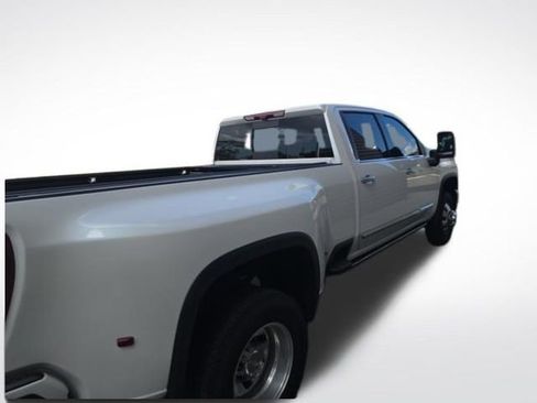 Used 2025 Chevrolet Silverado 3500 High Country w/ Technology Package image 6