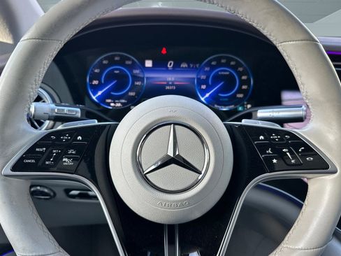 Certified 2023 Mercedes-Benz EQS 580 4MATIC SUV image 16