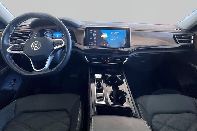 Used 2024 Volkswagen Atlas SE FWD image 7