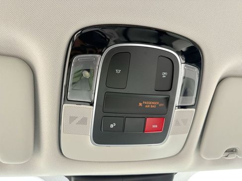 Used 2025 Hyundai Tucson SEL FWD image 16