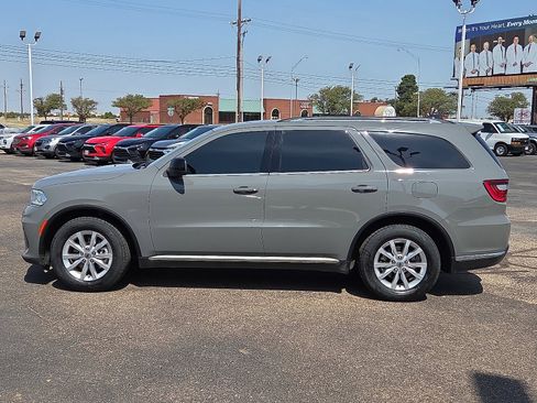 Used 2023 Dodge Durango SXT Launch Edition image 2