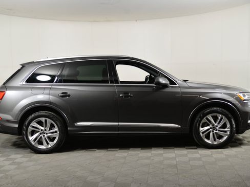 Used 2021 Audi Q7 3.0T Premium Plus image 7