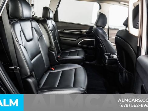 Used 2024 Kia Telluride S w/ S Sunroof Package FWD image 16