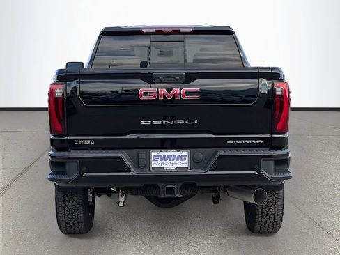 New 2026 GMC Sierra 2500 Denali w/ Denali Reserve Package image 5