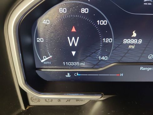 Used 2024 GMC Sierra 3500 Denali Ultimate image 11