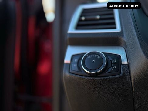 Used 2015 Ford Explorer XLT w/ Equipment Group 202B image 24