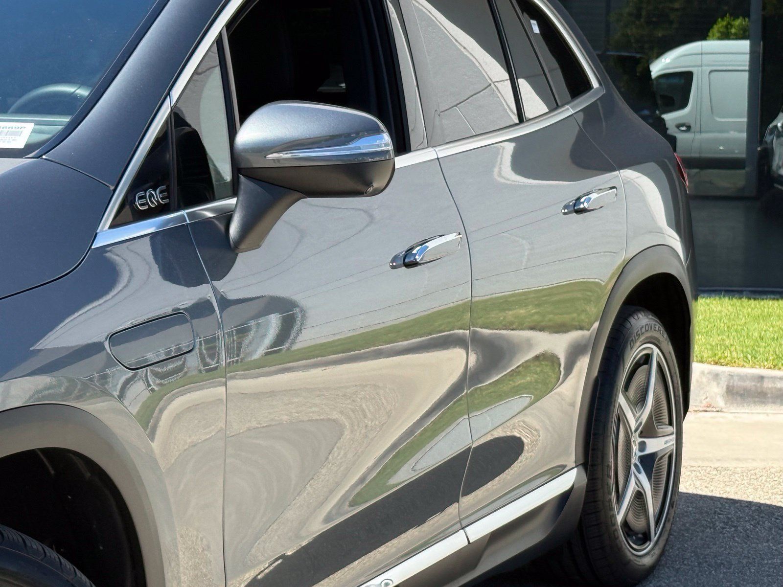 Used 2024 Mercedes-Benz EQE 350+ SUV image 4