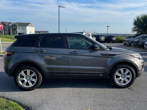 Used 2018 Land Rover Range Rover Evoque SE Premium AWD/4WD image 7