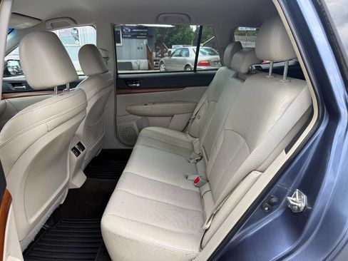 Used 2013 Subaru Outback 2.5i Limited AWD/4WD image 22