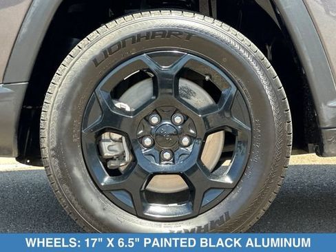 Used 2024 Jeep Compass Trailhawk AWD/4WD image 28