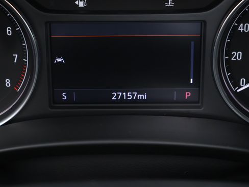 Used 2024 Buick Enclave Essence w/ Experience Buick Package image 4