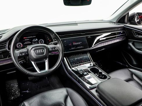 Used 2023 Audi Q8 Prestige image 5