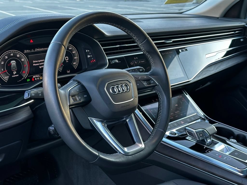 Used 2023 Audi Q8 Premium w/ Convenience Package AWD/4WD image 12