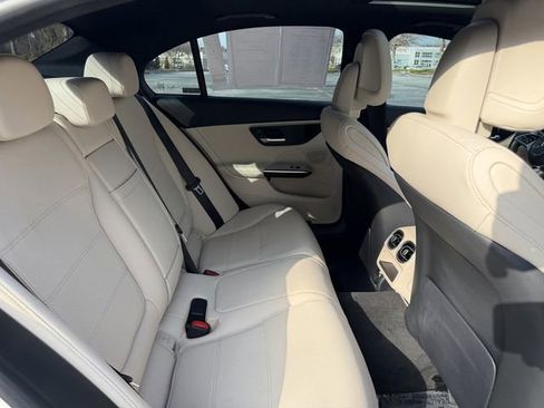 Used 2024 Mercedes-Benz C 300 Sedan image 32