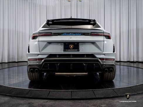 Used 2024 Lamborghini Urus Performante AWD/4WD image 17
