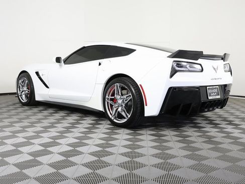 Used 2016 Chevrolet Corvette Stingray image 7