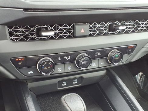 Certified 2023 Honda Accord EX image 17