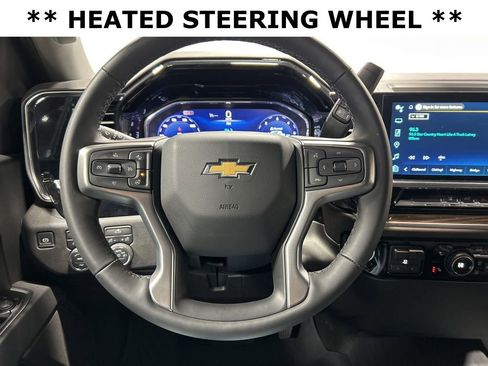 Used 2025 Chevrolet Silverado 2500 LT image 9