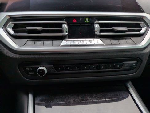 Used 2020 BMW 330i 330i w/ Convenience Package image 18