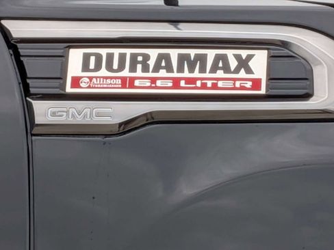 Used 2023 GMC Sierra 2500 AT4 w/ AT4 Premium Plus Package AWD/4WD image 12