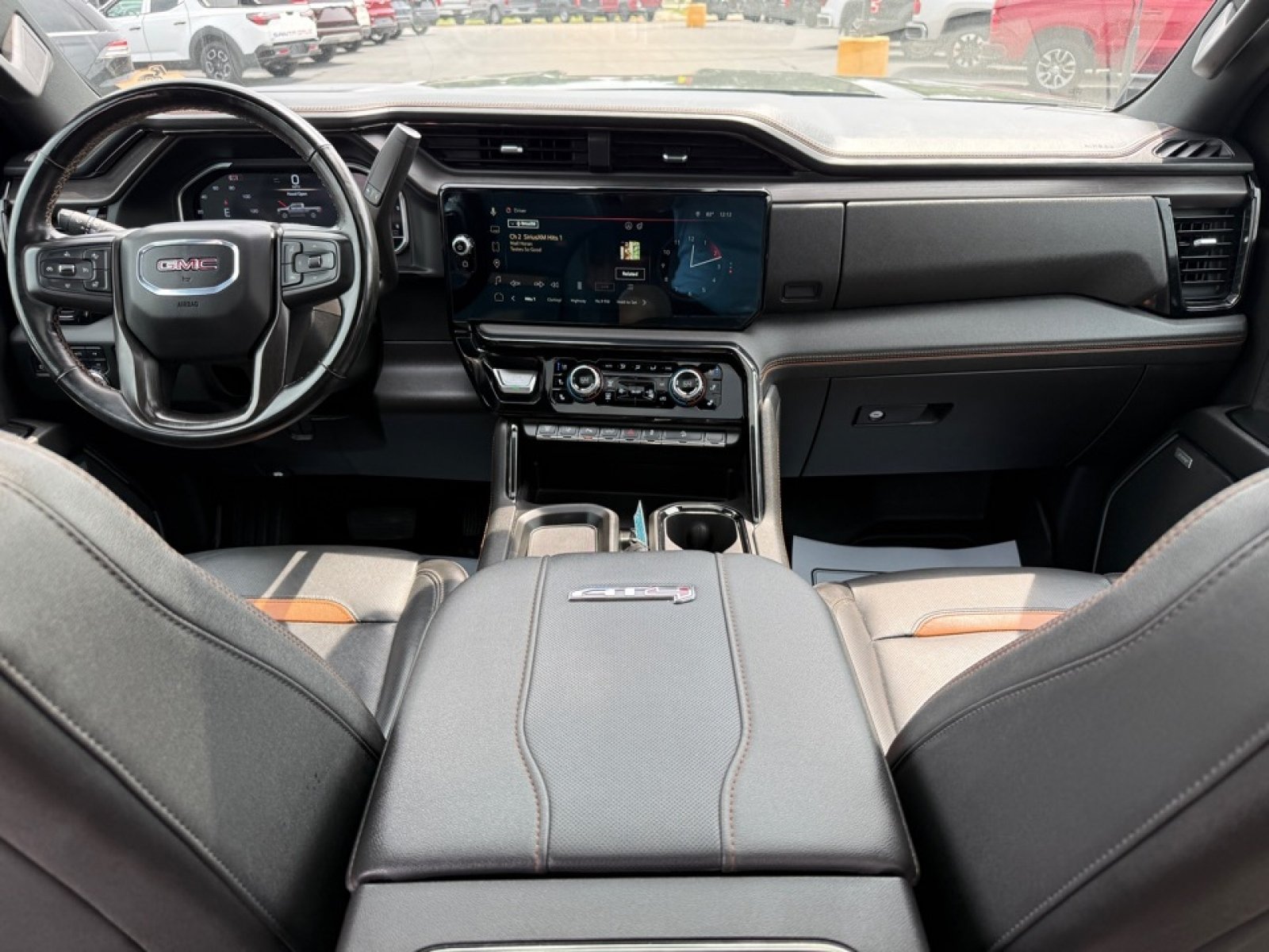 Used 2024 GMC Sierra 2500 AT4 w/ AT4 Premium Plus Package AWD/4WD image 11