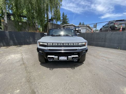 Used 2025 GMC Hummer EV 3X AWD/4WD image 9