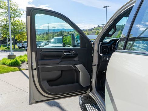 New 2026 GMC Sierra 2500 AT4X AWD/4WD image 18