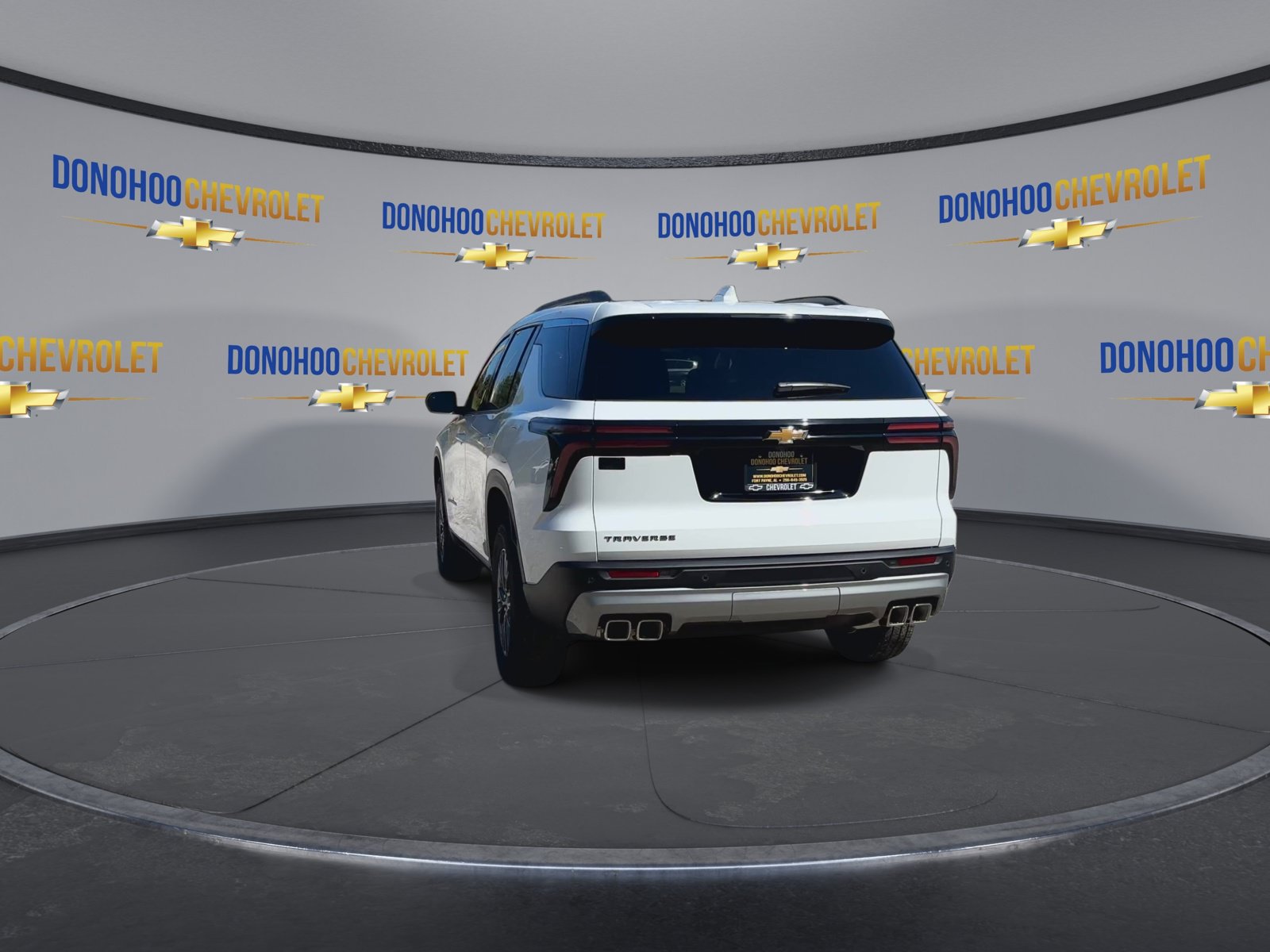 New 2027 Chevrolet Traverse LT FWD image 10