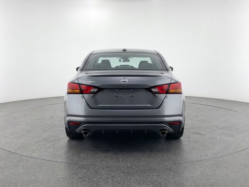 Used 2025 Nissan Altima 2.5 SV FWD image 7