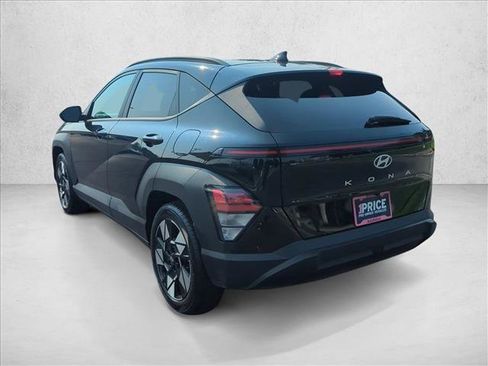 Used 2025 Hyundai Kona SEL FWD image 8