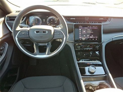 New 2025 Jeep Grand Cherokee L Laredo w/ Luxury Tech Group I image 7